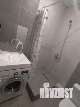 Студия квартира, посуточно, 28м2, 1/17 этаж