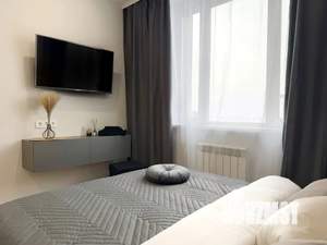 1-к квартира, посуточно, 41м2, 7/25 этаж