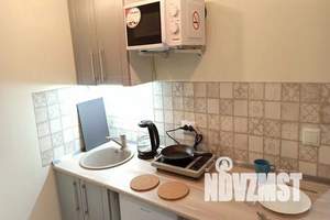 Студия квартира, посуточно, 18м2, 1/5 этаж