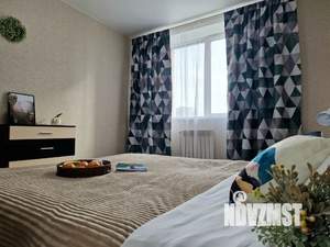 1-к квартира, посуточно, 40м2, 12/25 этаж