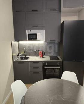 Студия квартира, на длительный срок, 32м2, 9/23 этаж