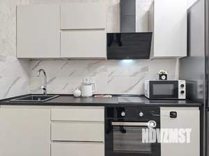 1-к квартира, посуточно, 37м2, 19/29 этаж