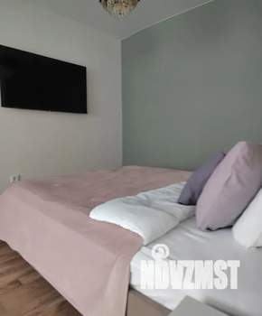 1-к квартира, посуточно, 38м2, 4/25 этаж
