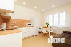 1-к квартира, посуточно, 42м2, 1/1 этаж