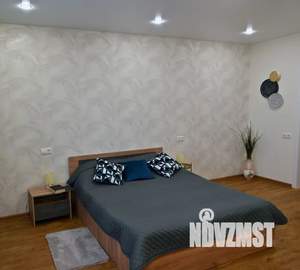 Студия квартира, посуточно, 29м2, 10/25 этаж