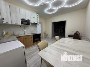 2-к квартира, посуточно, 100м2, 1/1 этаж