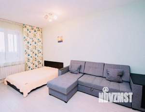 Студия квартира, посуточно, 35м2, 18/25 этаж