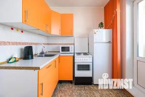 1-к квартира, посуточно, 37м2, 5/18 этаж