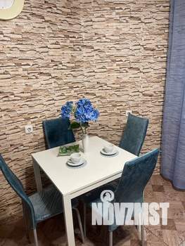 1-к квартира, посуточно, 40м2, 3/10 этаж