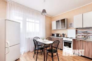 1-к квартира, посуточно, 40м2, 14/26 этаж