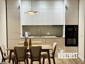 2-к квартира, посуточно, 74м2, 1/1 этаж