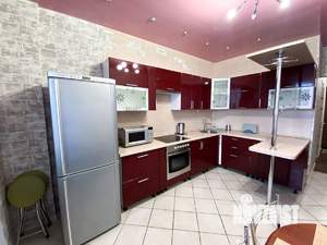 1-к квартира, посуточно, 50м2, 6/17 этаж