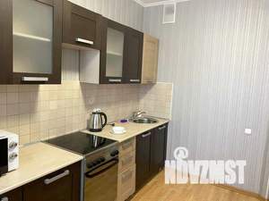 1-к квартира, на длительный срок, 40м2, 8/17 этаж