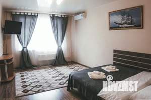 1-к квартира, посуточно, 43м2, 1/1 этаж