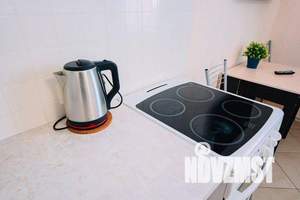 1-к квартира, посуточно, 35м2, 12/25 этаж