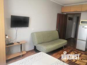Студия квартира, посуточно, 25м2, 7/10 этаж