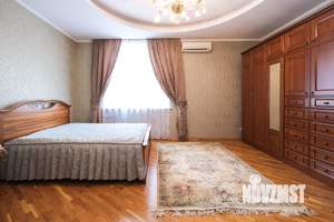 3-к квартира, на длительный срок, 145м2, 3/5 этаж