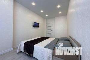 1-к квартира, посуточно, 40м2, 4/25 этаж