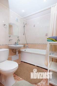 1-к квартира, посуточно, 49м2, 1/1 этаж