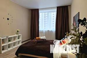 1-к квартира, посуточно, 40м2, 6/25 этаж