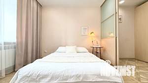 Студия квартира, посуточно, 30м2, 1/18 этаж