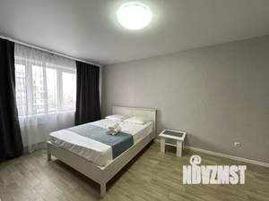 1-к квартира, посуточно, 40м2, 8/17 этаж