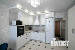 Студия квартира, посуточно, 30м2, 2/17 этаж