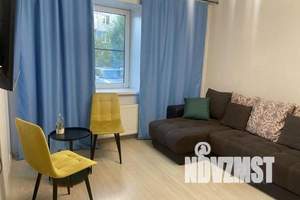 1-к квартира, посуточно, 40м2, 1/9 этаж