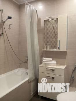 Студия квартира, посуточно, 30м2, 15/25 этаж