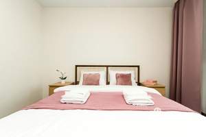 2-к квартира, посуточно, 40м2, 1/1 этаж