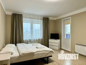 1-к квартира, посуточно, 42м2, 9/27 этаж