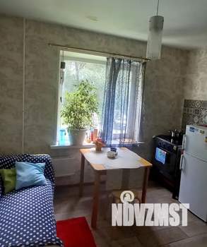 1-к квартира, посуточно, 38м2, 1/10 этаж