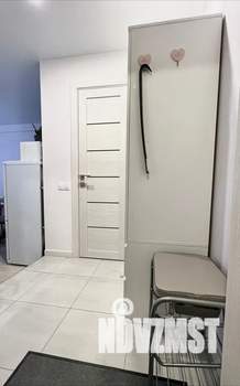 Студия квартира, посуточно, 20м2, 1/17 этаж
