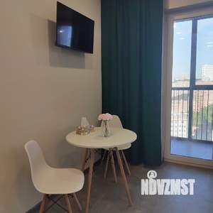 Студия квартира, посуточно, 29м2, 19/25 этаж