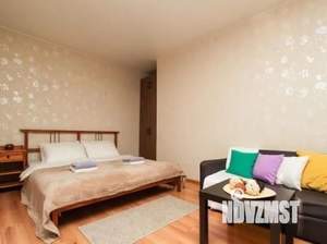 1-к квартира, посуточно, 35м2, 2/5 этаж