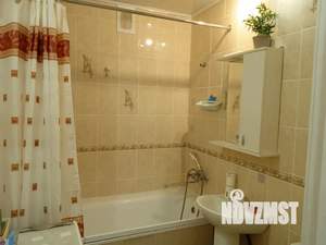 Студия квартира, посуточно, 33м2, 5/10 этаж