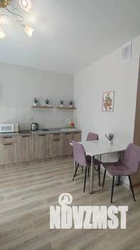 Студия квартира, посуточно, 40м2, 8/17 этаж