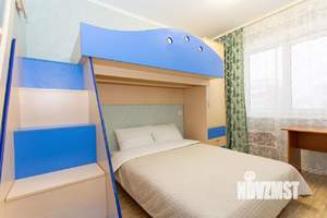 3-к квартира, посуточно, 65м2, 1/1 этаж