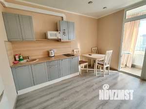 Студия квартира, посуточно, 35м2, 10/25 этаж