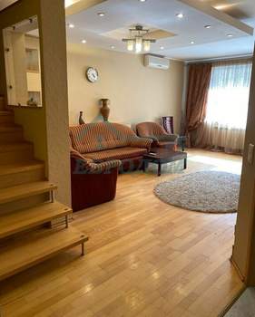 4-к квартира, на длительный срок, 130м2, 3/5 этаж