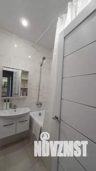 Студия квартира, посуточно, 28м2, 9/25 этаж