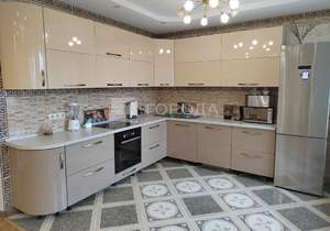 4-к квартира, на длительный срок, 126м2, 6/17 этаж