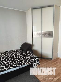 1-к квартира, посуточно, 35м2, 6/10 этаж