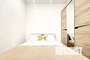 1-к квартира, посуточно, 42м2, 13/25 этаж