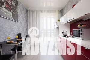 1-к квартира, посуточно, 43м2, 13/18 этаж
