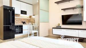 Студия квартира, посуточно, 30м2, 1/18 этаж