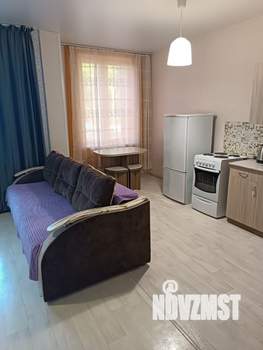 Студия квартира, посуточно, 32м2, 2/24 этаж