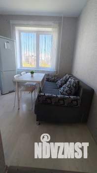 1-к квартира, посуточно, 45м2, 8/10 этаж