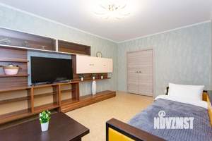 3-к квартира, посуточно, 65м2, 1/1 этаж