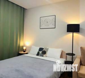 Студия квартира, посуточно, 27м2, 1/25 этаж